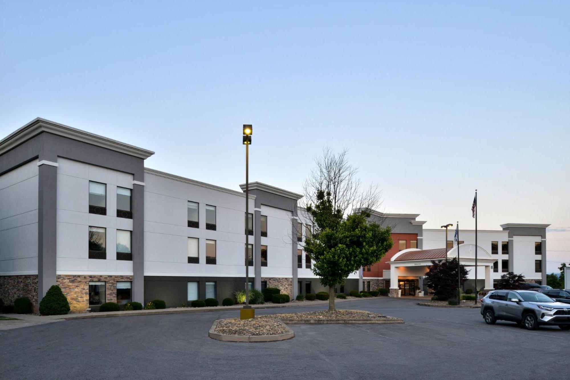 Holiday Inn Express Lewisburg - New Columbia By Ihg Zewnętrze zdjęcie